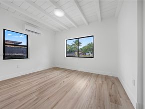 235 NW 127th St, North Miami FL 33168