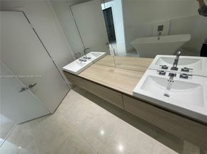 Undisclosed Address #A11528621, North Miami Beach FL 33160