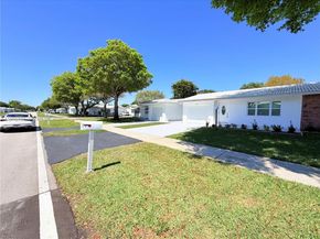 8581 NW 17th St, Plantation FL 33322