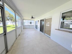 8581 NW 17th St, Plantation FL 33322