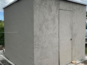 720 NW 38th Ave, Lauderhill FL 33311