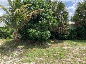 720 NW 38th Ave, Lauderhill FL 33311