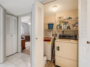 6698 N 10th Ave N 218, Lake Worth FL 33467