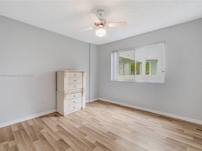 6698 N 10th Ave N 218, Lake Worth FL 33467