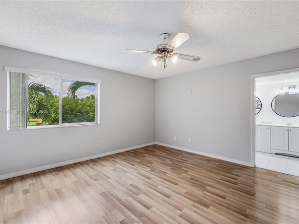 6698 N 10th Ave N 218, Lake Worth FL 33467