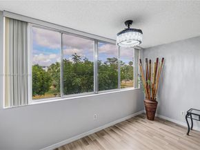 6698 N 10th Ave N 218, Lake Worth FL 33467