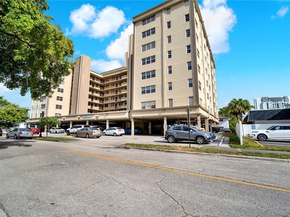 1811 Jefferson St 209, Hollywood FL 33020