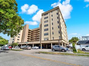 1811 Jefferson St 209, Hollywood FL 33020