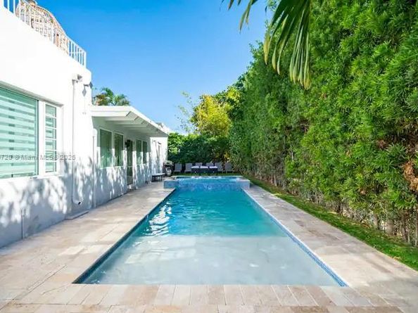 320 Polk St, Hollywood FL 33019