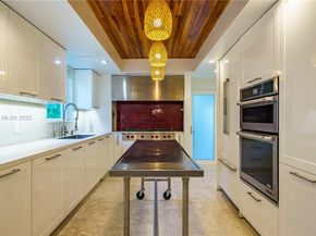 320 Polk St, Hollywood FL 33019