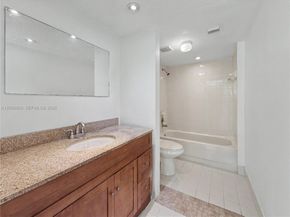 7451 NW 16th St 110, Plantation FL 33313
