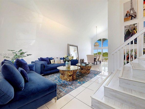 14633 SW 132nd Ave, Miami FL 33186