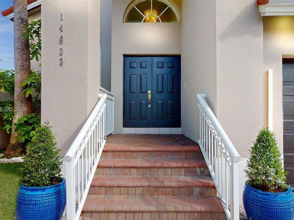14633 SW 132nd Ave, Miami FL 33186