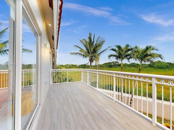 14633 SW 132nd Ave, Miami FL 33186