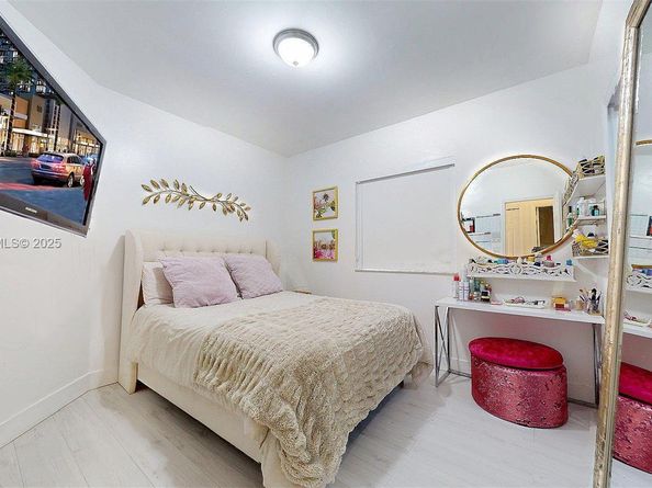 14633 SW 132nd Ave, Miami FL 33186