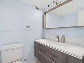 8233 Harding Ave 504, Miami Beach FL 33141