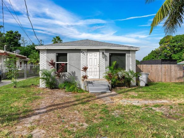 621 NW 15th Ave, Pompano Beach FL 33069