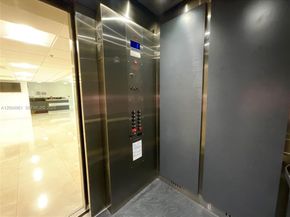 919 Hillcrest Dr 504, Hollywood FL 33021