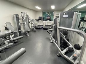 919 Hillcrest Dr 504, Hollywood FL 33021