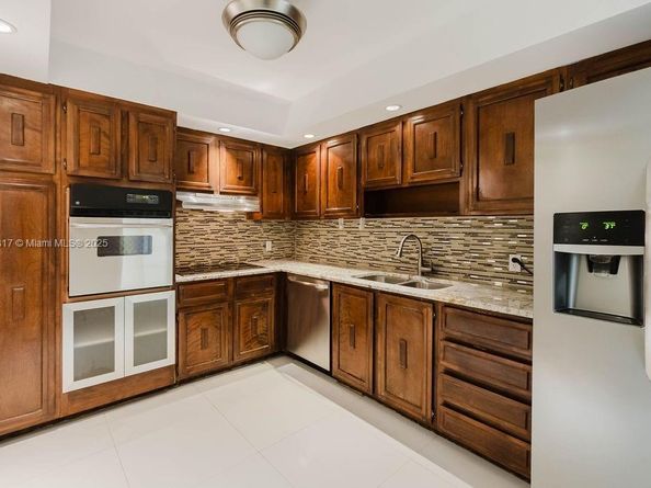 11 Island Ave 1410, Miami Beach FL 33139