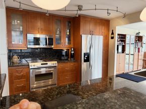 800 Parkview Dr 820, Hallandale Beach FL 33009