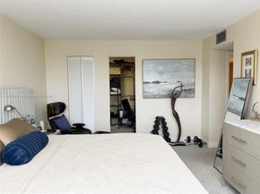 800 Parkview Dr 820, Hallandale Beach FL 33009