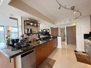 800 Parkview Dr 820, Hallandale Beach FL 33009