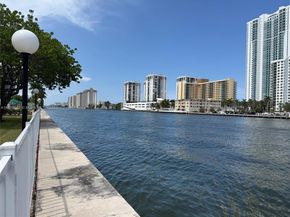 800 Parkview Dr 820, Hallandale Beach FL 33009