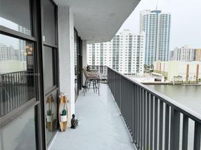 800 Parkview Dr 820, Hallandale Beach FL 33009