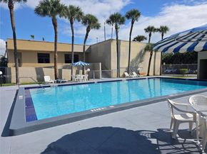 8615 NW 8th St 319, Miami FL 33126