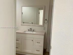 126 Mendoza Ave 3, Coral Gables FL 33134
