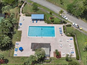2704 Nassau Bnd J2, Coconut Creek FL 33066