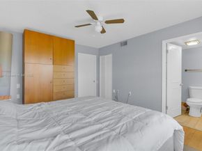 2704 Nassau Bnd J2, Coconut Creek FL 33066