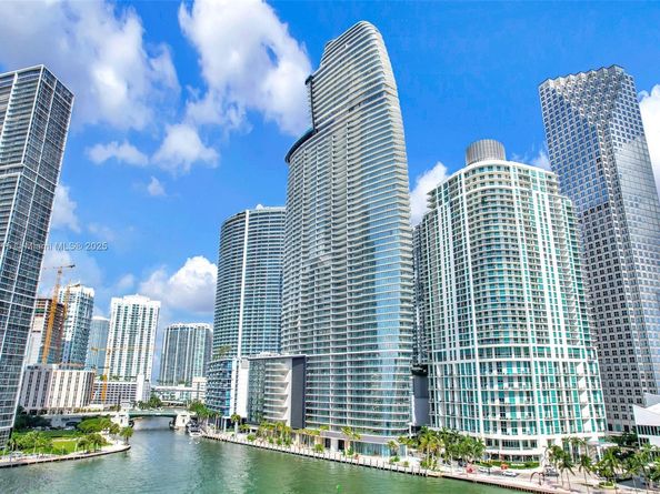 300 Biscayne Blvd Way 503C, Miami FL 33131