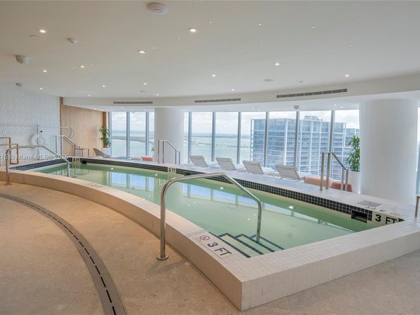 300 Biscayne Blvd Way 503C, Miami FL 33131