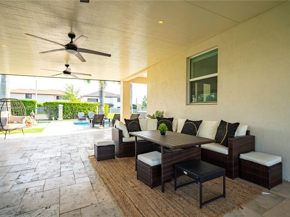 11 NW 122nd Ave, Miami FL 33182