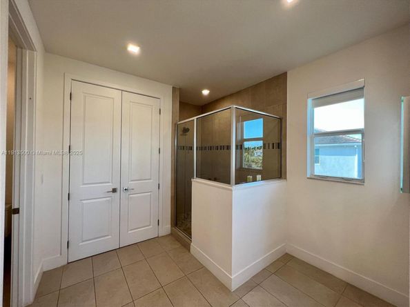 11 NW 122nd Ave, Miami FL 33182