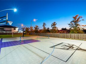 11 NW 122nd Ave, Miami FL 33182