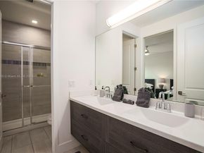 11 NW 122nd Ave, Miami FL 33182