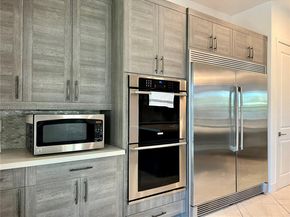 11 NW 122nd Ave, Miami FL 33182