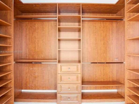 2001 Meridian Ave 516, Miami Beach FL 33139