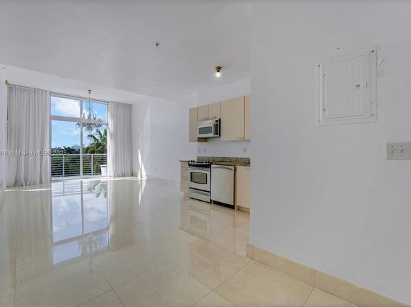 2001 Meridian Ave 516, Miami Beach FL 33139