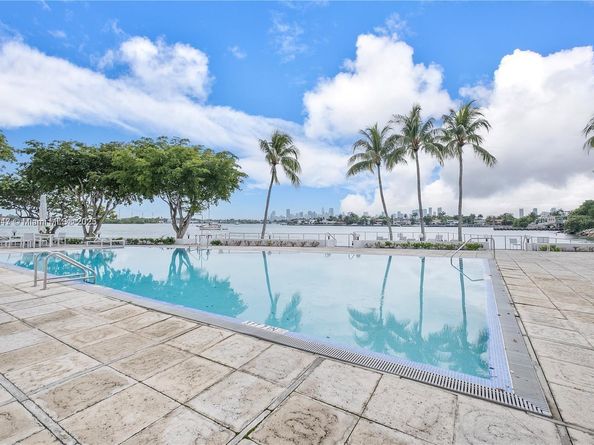 3 Island Ave 07B, Miami Beach FL 33139