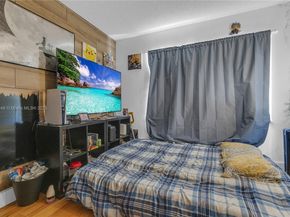 508 NW 11th St, Miami FL 33136