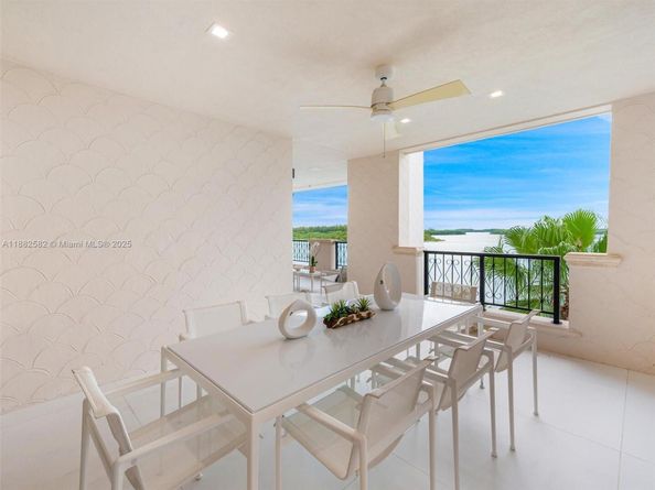 5053 Fisher Island Dr 5053, Miami Beach FL 33109