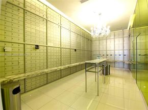 465 Brickell Ave 4402, Miami FL 33131