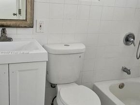 9375 SW 40th Ter 203, Miami FL 33165