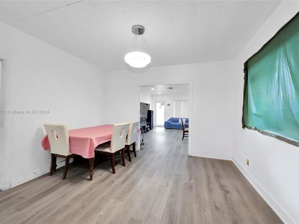 30 NW 24th Ave, Miami FL 33125