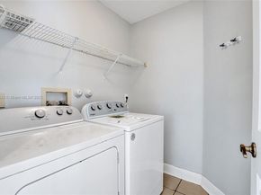 2791 La Paz Ave, Cooper City FL 33026