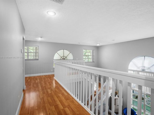 2791 La Paz Ave, Cooper City FL 33026